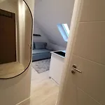 Dachzimmer Mit Kochecke Und Duschbad, Nahe Messe * Hannover