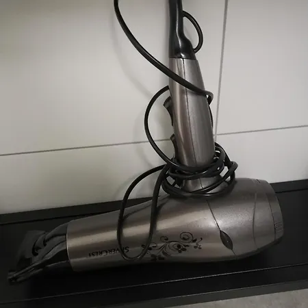 Dachzimmer Mit Kochecke Und Duschbad, Nahe Messe * Hannover